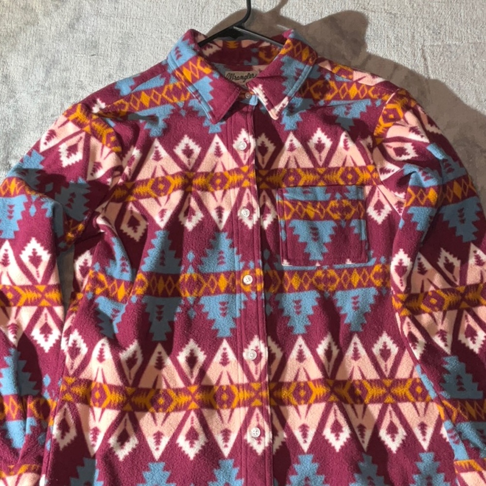 Wrangler “Wrancher” Multicolor Patterned Fleece Button Up Shirt